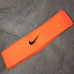 Nike headband
